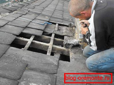 Výmena hárkov на кровле из плоского шифера