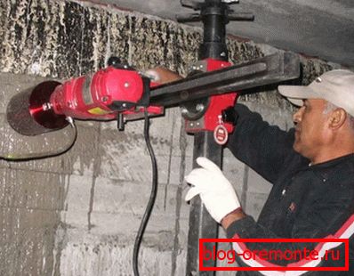 Diamantové vŕtanie otvorov mechanicky Diamantové vŕtanie otvorov mechanicky