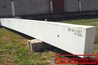 Podlahový konštrukčný prvok pre podlahy Podlahový konštrukčný prvok pre podlahy