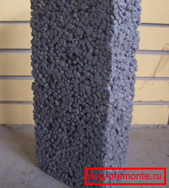Roztiahnutý blok hliny Roztiahnutý blok hliny