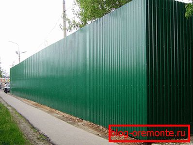 Plot letnej záhrady - šarm jednoduchých vecí