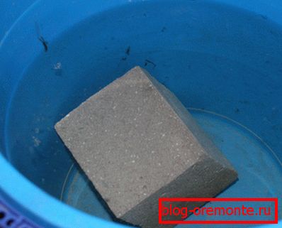 Plynový betón sa umyje vo vode Plynový betón sa umyje vo vode
