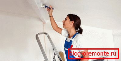 Uhly štetca prechádzajú