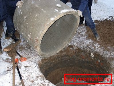 Menšie krúžky sa ľahšie inštalujú rukou; budú však potrebovať viac, čo znamená väčšiu hĺbku jamy.