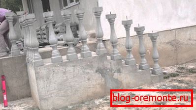 Je lepšie nainštalovať všetky stĺpce ihneď, pretože v každom prípade musíte počkať na to, aby roztok zmrazil Je lepšie nainštalovať všetky stĺpce ihneď, pretože v každom prípade musíte počkať na to, aby roztok zmrazil