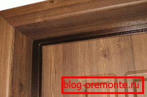 Použite laminát na dokončenie dverí Použite laminát na dokončenie dverí