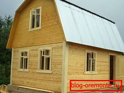 Zobrazujú estetické vlastnosti zrubových domov. Zobrazujú estetické vlastnosti zrubových domov.