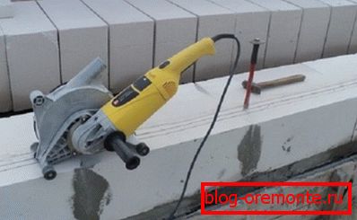 Odstreľovanie plynových blokov Odstreľovanie plynových blokov