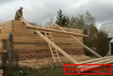 Zariadenie na dodávku dreva