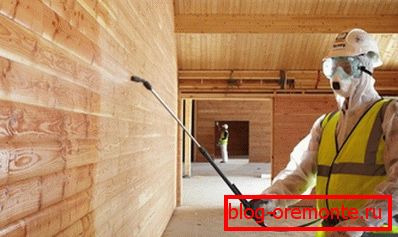 V niektorých prípadoch je povrch impregnovaný nielen pred inštaláciou, ale aj po ňom. V niektorých prípadoch je povrch impregnovaný nielen pred inštaláciou, ale aj po ňom.